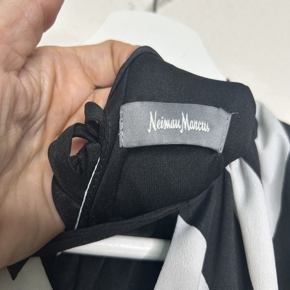 Neiman Marcus Chevron Cut Out Black and White Dress XS - Picture 13 of 14